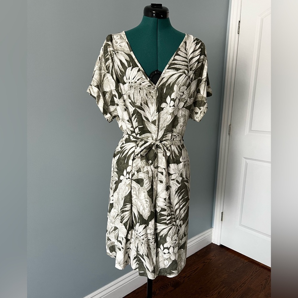 Floral Green and White Women's Dress